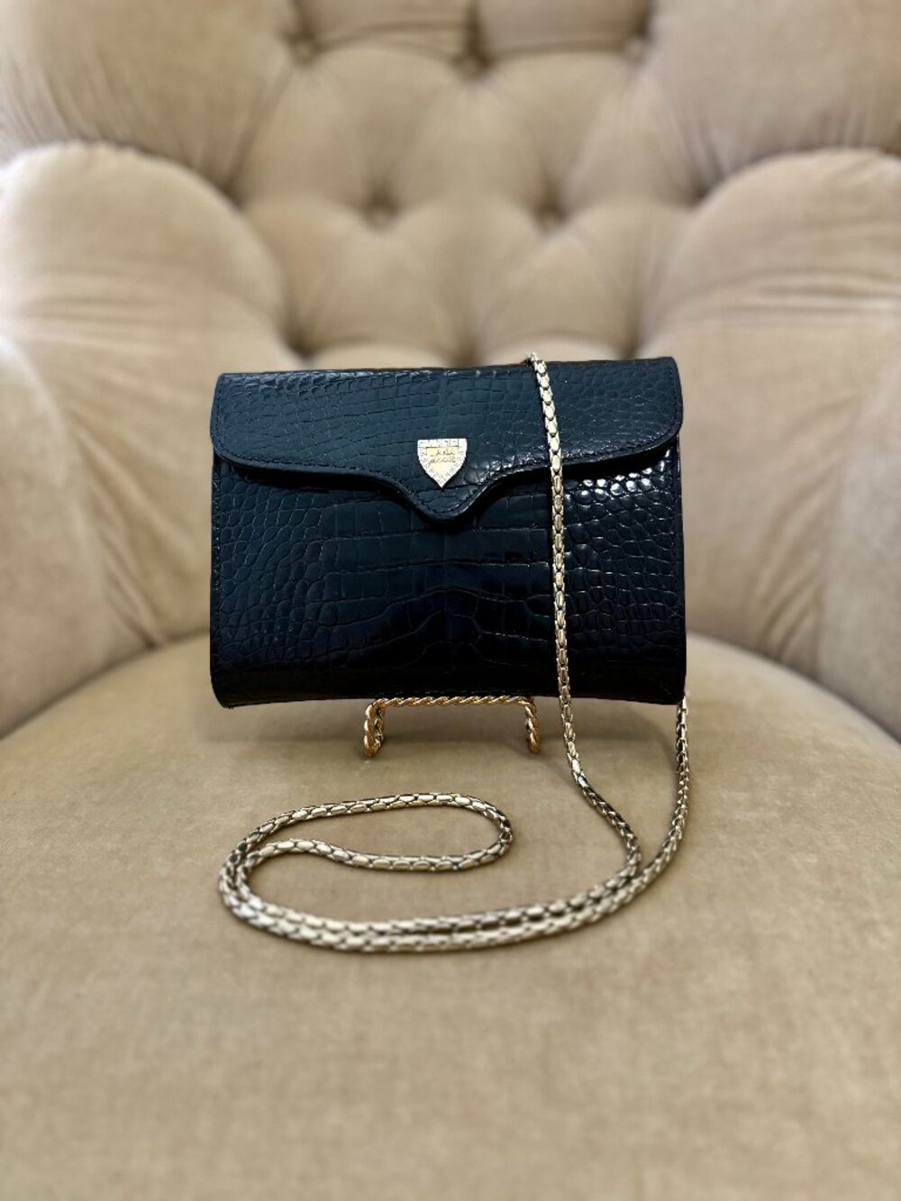 VTG Auth LANA MARKS Genuine Alligator Convertible Minaudiere Bag - Picture 2 of 8
